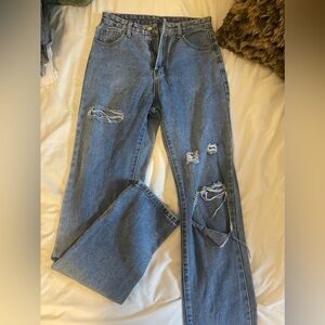 high rise straight leg ripped jeans!